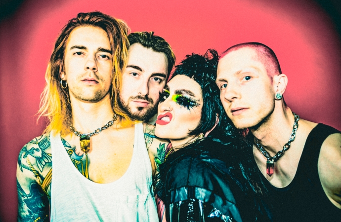 Jo-Jo & The Teeth would LOVE Stevie Nicks to be their Fairy Witch Godmother