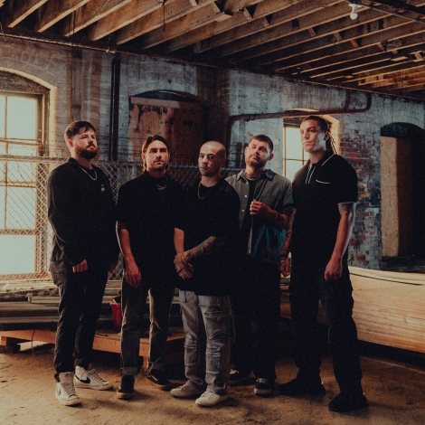 Cincinnati post-hardcore crew Softspoken ride the “Avalanche” on melodic new single
