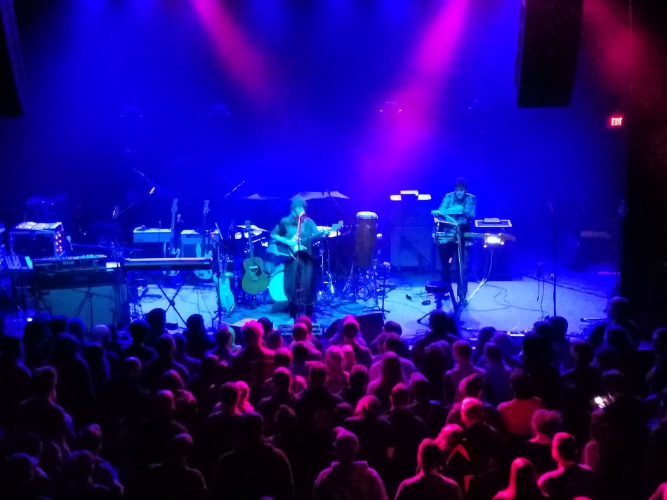 Concert Review: The Dear Hunter (w/VAVÁ and The Family Crest) at Union Transfer on December 14th, 2017