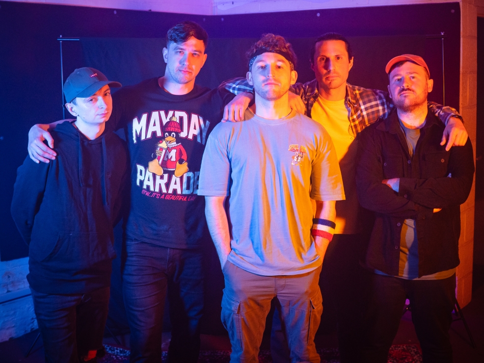 x2fast sign to Manic Kat Records, drop punk anthem “Save You”