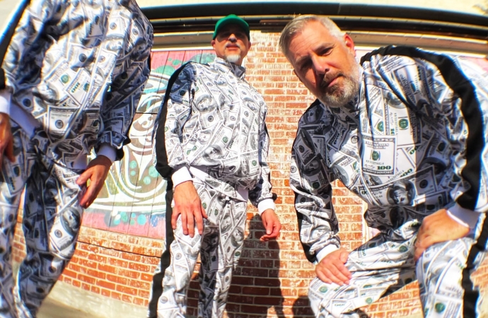 Trash ‘n Privilege deliver raucous, melodic punk on new EP, ‘Flush’