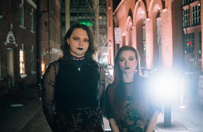INDIE PUNKS WITCH WEATHER HAUNT WITH 80s GOTH INSPIRED SINGLE ‘HAZY’