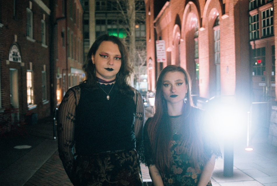 INDIE PUNKS WITCH WEATHER HAUNT WITH 80s GOTH INSPIRED SINGLE ‘HAZY’