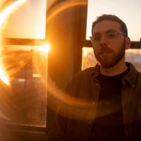 Jacob Tremont Premieres New Single “Dial Tone,” Exploring Distance and Disconnect