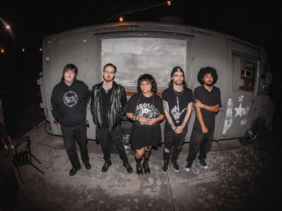 MUELAS Unleash Powerful New Single “SWITCHBACK” Ahead of Debut EP Bellow