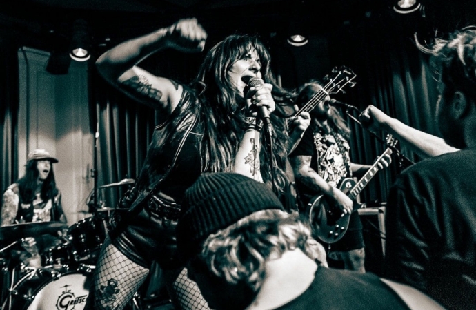 Punk band Spøgelse proceed with abandon on latest album