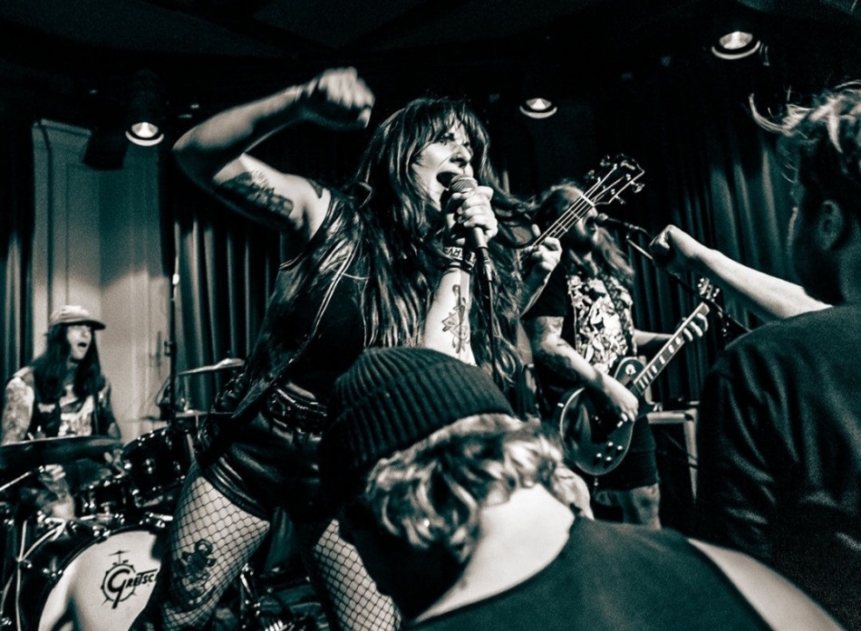 Punk band Spøgelse proceed with abandon on latest album