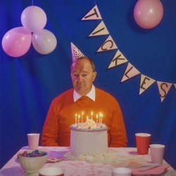 Tickles Announce Sugar & Plastic Plates — A Ferocious and Fearless Noise-Punk Debut