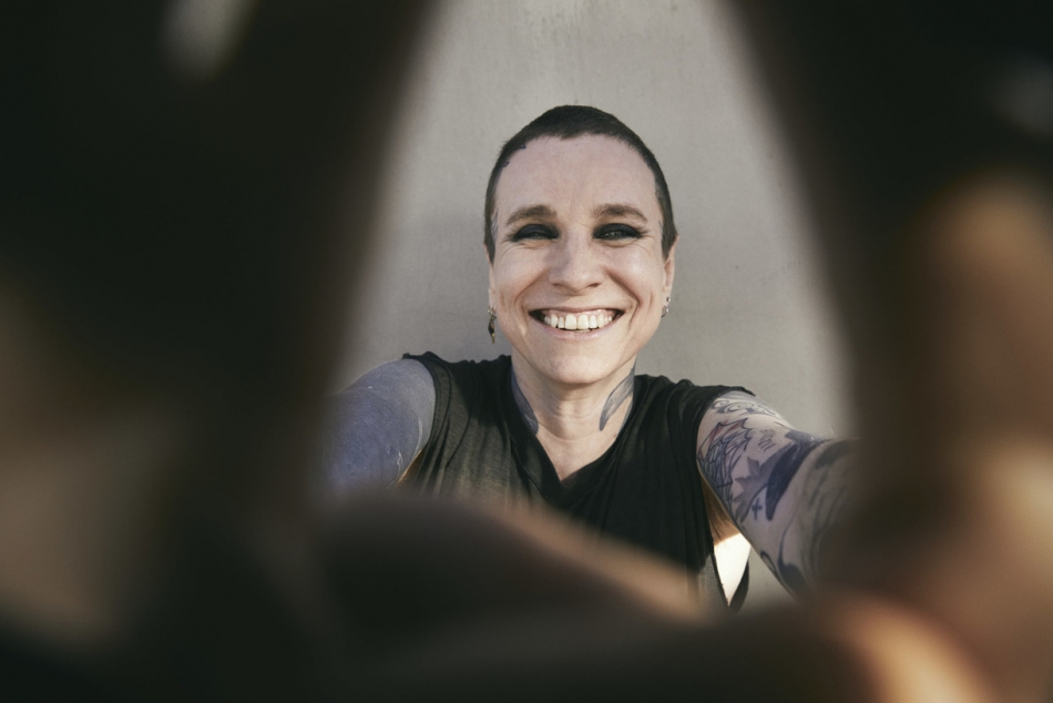 Rock Luminary Laura Jane Grace Unveils Raw Ode to Resilience with ‘Dysphoria Hoodie’ Ahead of Anticipated Album Release