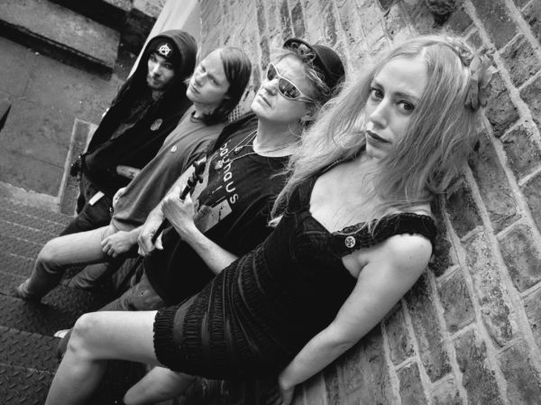 Song Premiere: “Tricky Situation” by Healthy Junkies