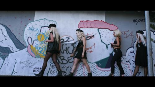 Video Premiere: “Fake Blondes” by Reptilians From Andromeda