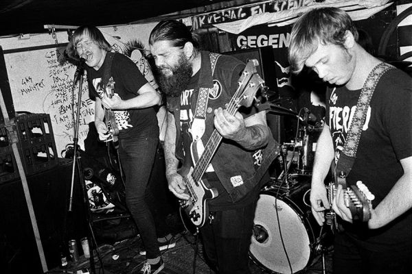 Norwegian punk/psych-rock band Wet Dreams releases new 7”